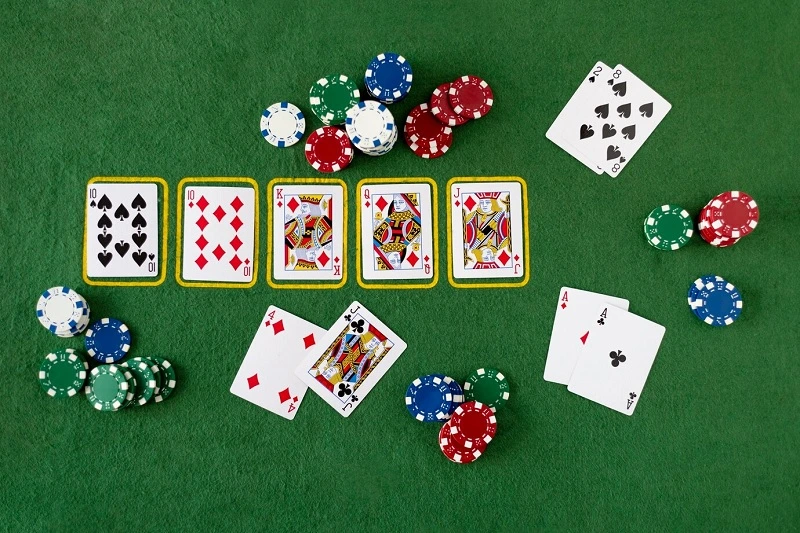 Nắm bắt các cách sắp xếp trong poker giúp nâng cao tỷ lệ thắng